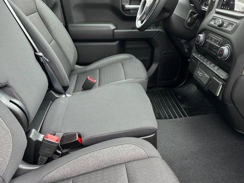 New 2025 Chevrolet Silverado 1500 Custom image 17