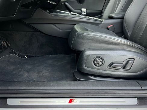 Used 2017 Audi A4 2.0T Premium Plus image 40