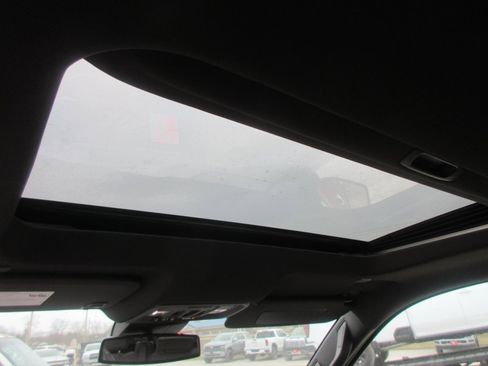 New 2026 GMC Sierra 1500 SLT w/ SLT Premium Plus Package image 16