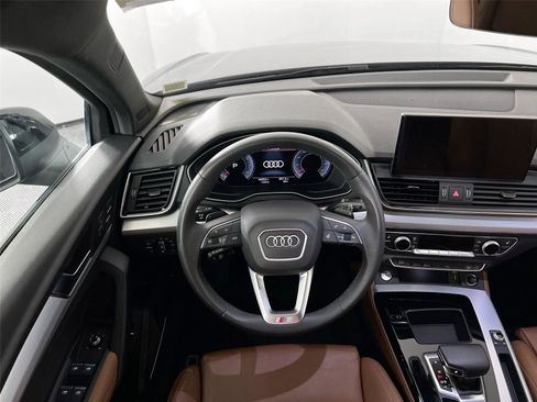 Used 2024 Audi Q5 2.0T Premium Plus AWD/4WD image 21