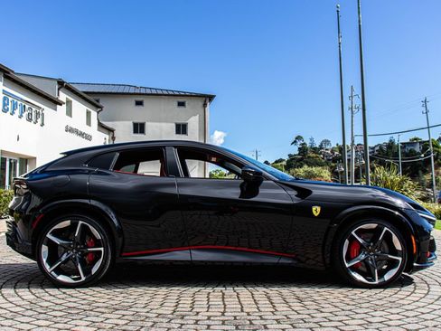 Certified 2024 Ferrari Purosangue AWD/4WD image 3