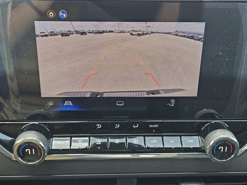 New 2026 Chevrolet Colorado Trail Boss AWD/4WD image 13