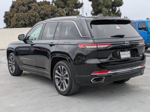 Certified 2022 Jeep Grand Cherokee Overland w/ Luxury Tech Group IV image 4