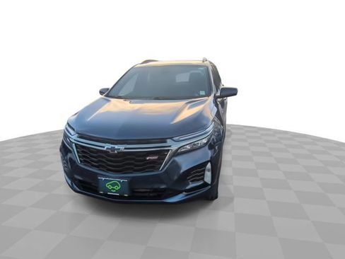 Used 2023 Chevrolet Equinox RS image 3
