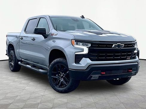 Used 2024 Chevrolet Silverado 1500 LT Trail Boss w/ Convenience Package II AWD/4WD image 1