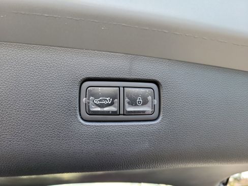 Certified 2026 Genesis GV70 3.5T Sport Prestige image 23