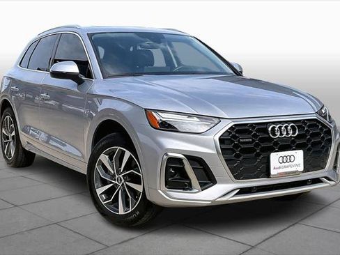 Used 2023 Audi Q5 2.0T Premium Plus w/ Premium Plus Package AWD/4WD image 2