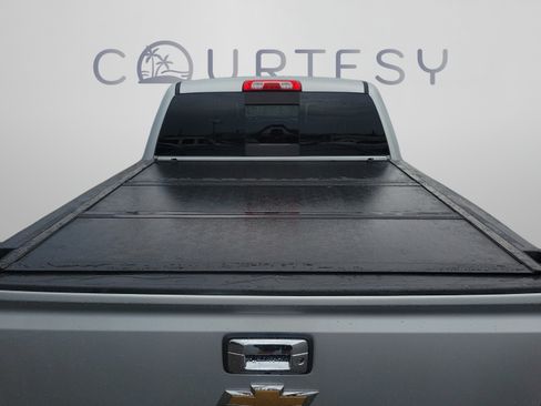 Used 2017 Chevrolet Silverado 1500 LTZ Z71 AWD/4WD image 33