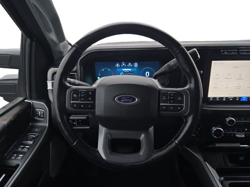 Used 2023 Ford F250 Lariat w/ Lariat Ultimate Package AWD/4WD image 22
