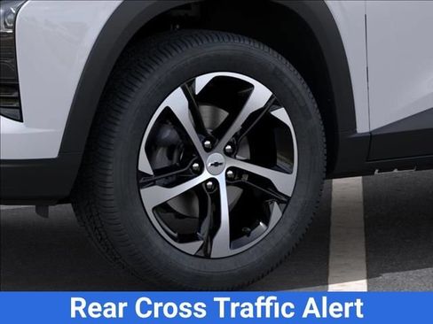 New 2026 Chevrolet Trax RS w/ Sunroof Package FWD image 10
