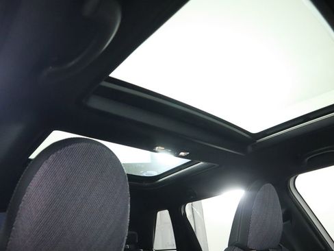 New 2026 MINI Cooper 4-Door Hardtop image 17