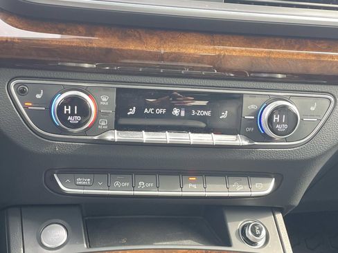 Used 2018 Audi Q5 2.0T Premium Plus image 29