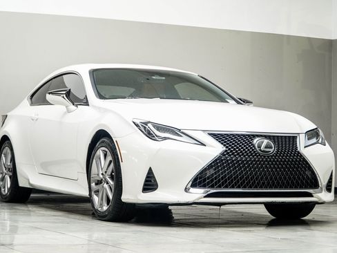 Used 2019 Lexus RC 300 image 4