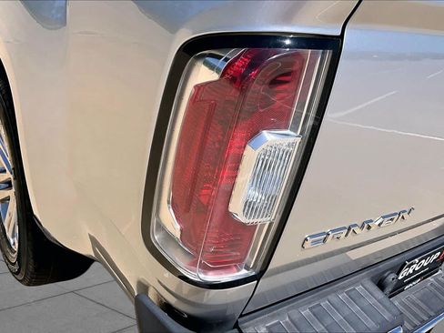 Used 2016 GMC Canyon SLT w/ Driver Alert Package RWD image 29