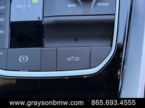 Used 2024 BMW Z4 M40i w/ Premium Package image 15