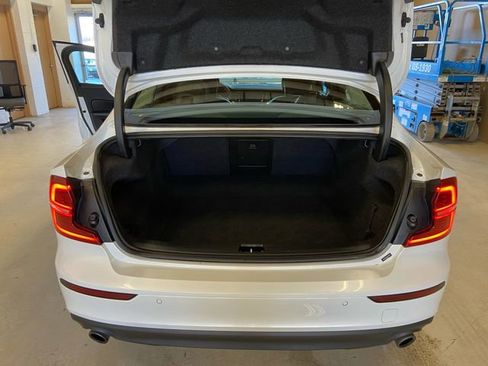 Used 2020 Volvo S60 T6 Momentum image 24