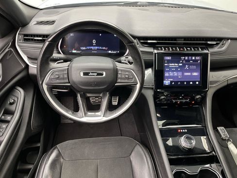 Used 2022 Jeep Grand Cherokee L Laredo AWD/4WD image 14