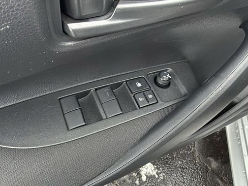 Certified 2022 Toyota Corolla LE image 10