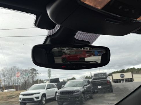 Used 2019 Jeep Grand Cherokee High Altitude image 26