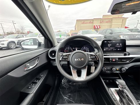 Used 2023 Kia Forte LXS image 14