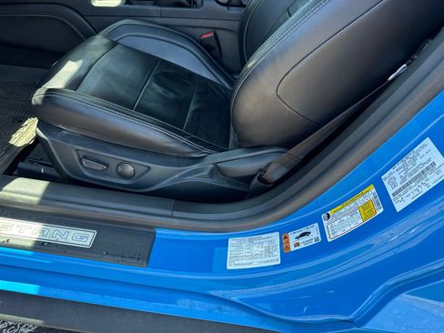 Used 2022 Ford Mustang GT Premium RWD image 10