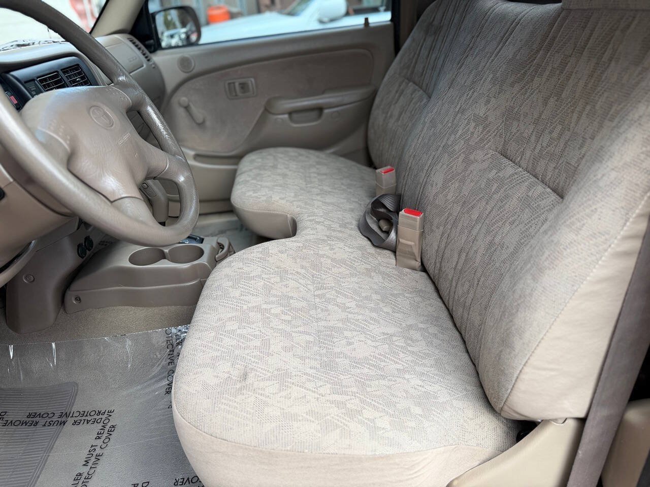 Used 2002 Toyota Tacoma 2WD Regular Cab image 17