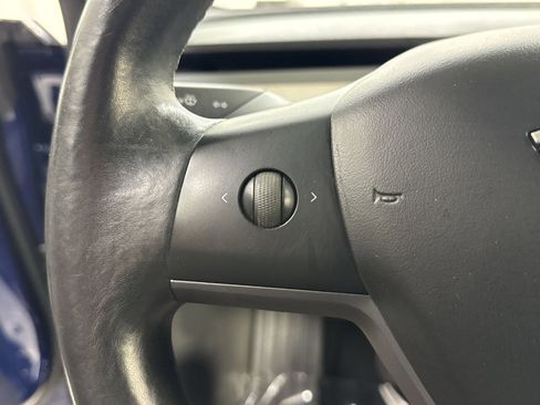 Used 2018 Tesla Model 3 Long Range RWD image 43