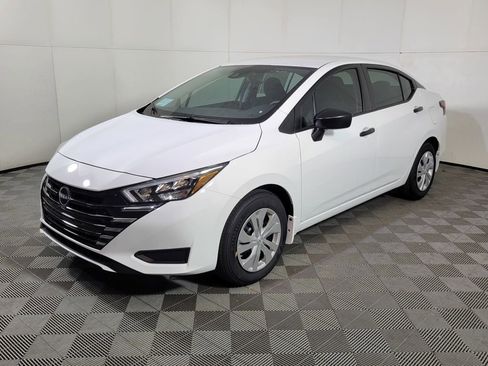 New 2025 Nissan Versa S w/ Trunk Package image 3