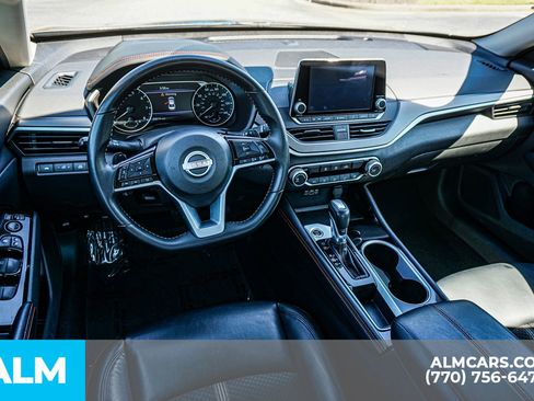 Used 2025 Nissan Altima 2.5 SR FWD image 29