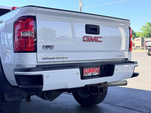 Used 2019 GMC Sierra 2500 Denali w/ Duramax Plus Package AWD/4WD image 8