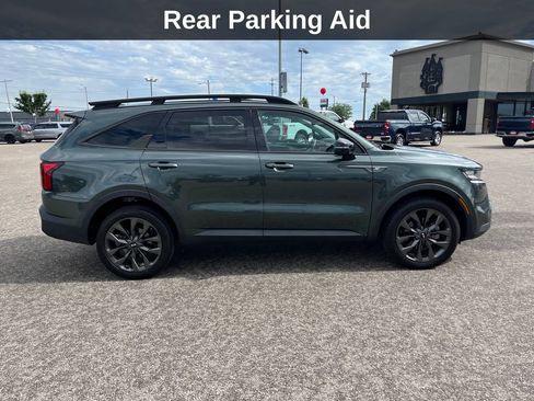 Used 2021 Kia Sorento EX w/ EX AWD X-Line Package image 8