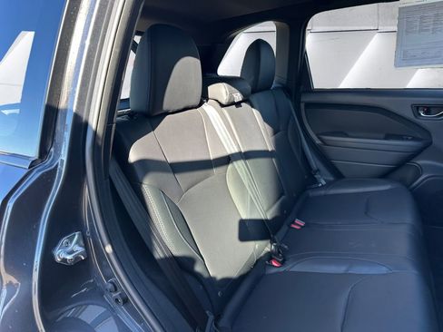 Used 2025 Subaru Forester Limited image 16