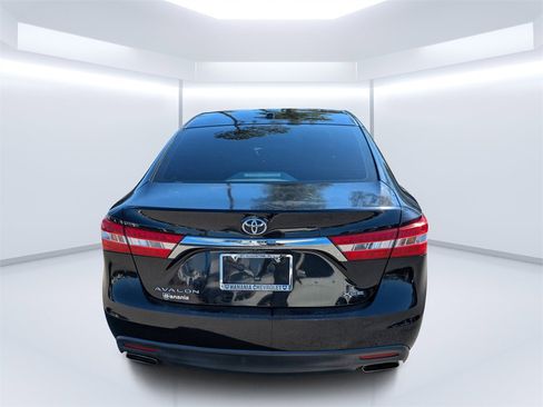 Used 2013 Toyota Avalon XLE image 4