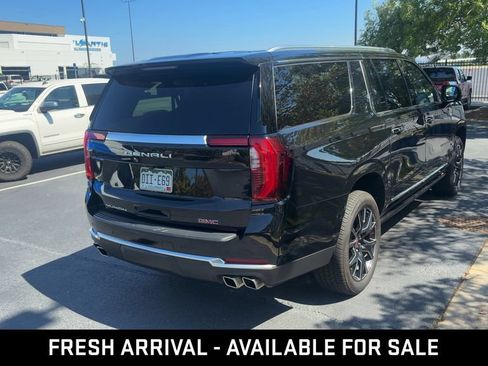 Used 2025 GMC Yukon XL Denali w/ Sun & Power Step Package AWD/4WD image 10