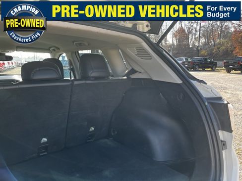 Used 2018 Jeep Compass Latitude w/ Popular Equipment Group image 14