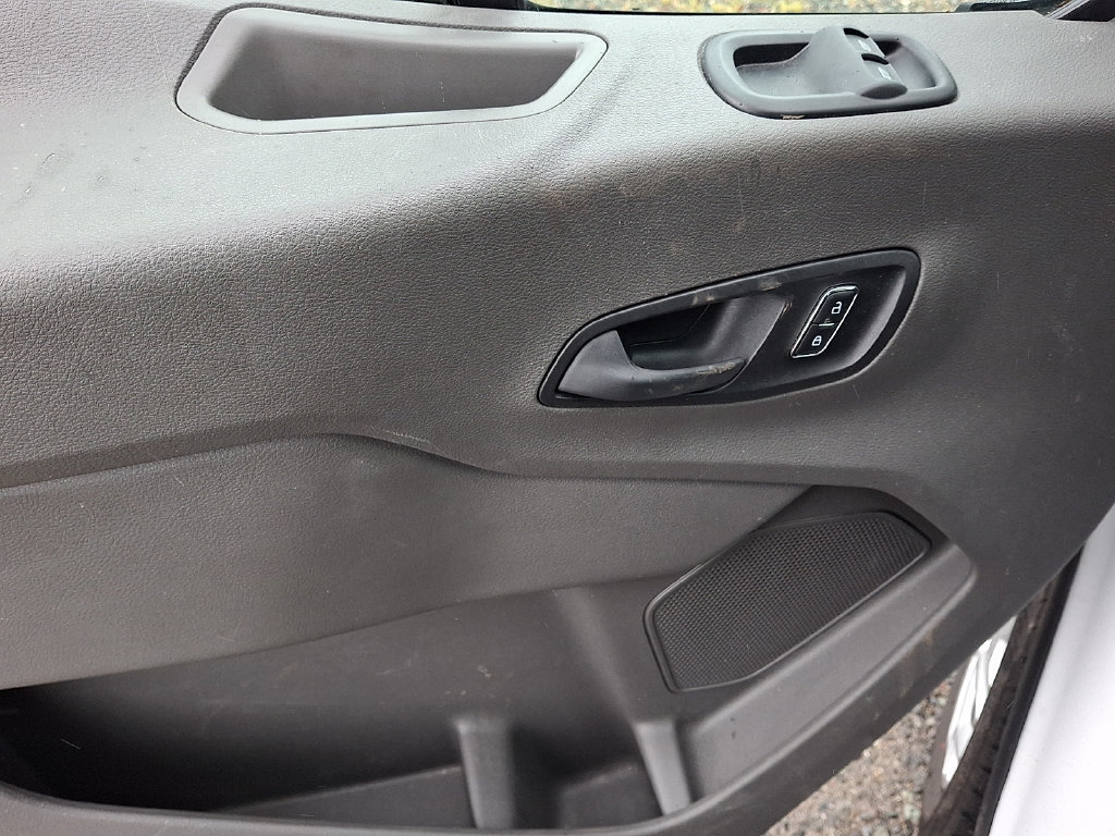 Used 2025 Ford Transit 250 Low Roof w/ Exterior Upgrade Package RWD image 13