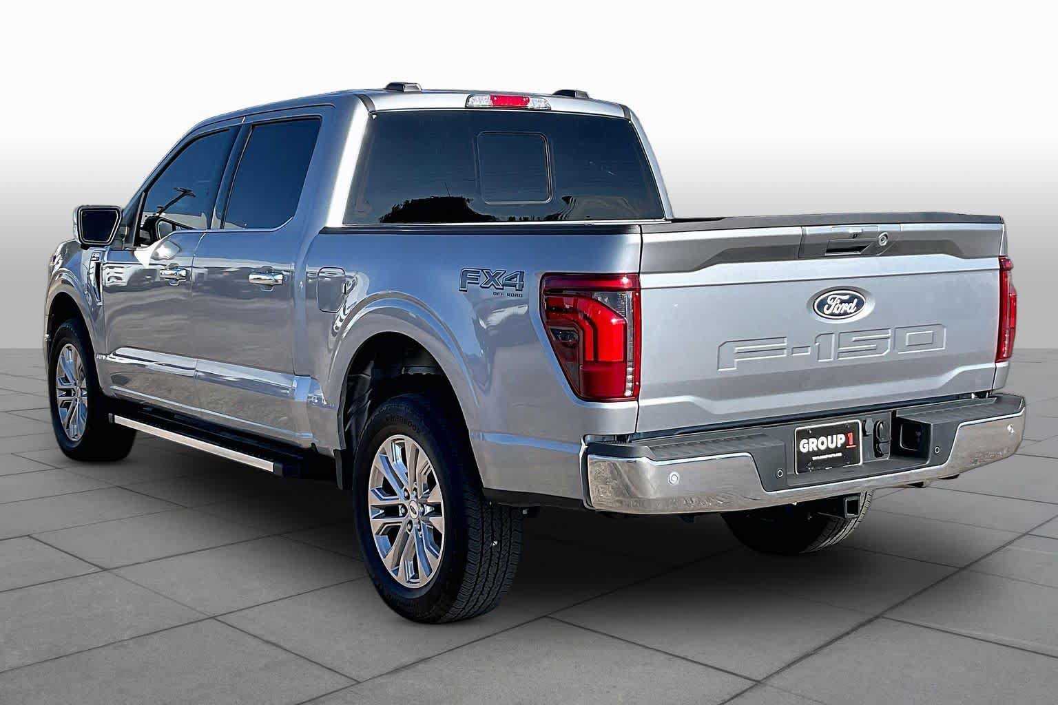 Used 2025 Ford F150 Lariat w/ Equipment Group 501A Mid AWD/4WD image 10