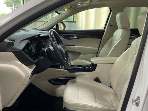 Used 2023 Buick Envision Avenir AWD/4WD image 8