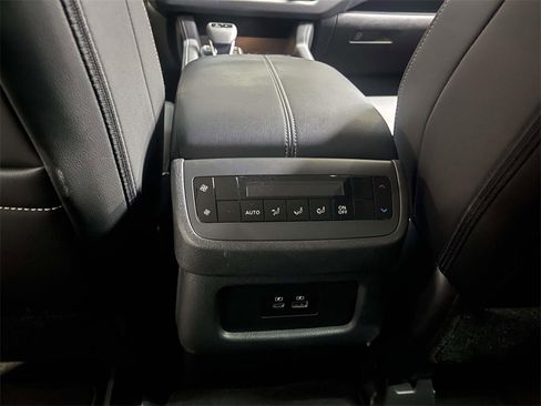 Certified 2025 Nissan Pathfinder SL w/ Cargo Package image 12