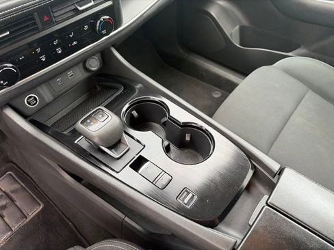 Used 2023 Nissan Rogue S FWD image 24