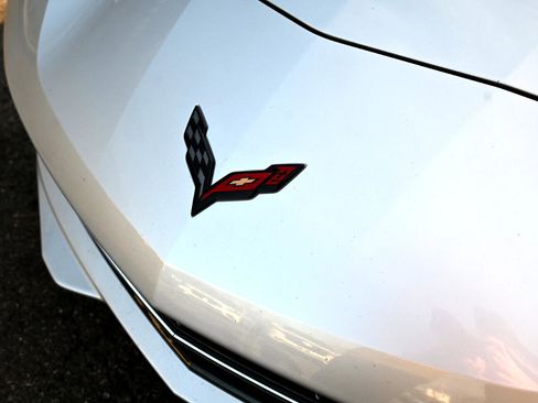 Used 2015 Chevrolet Corvette Stingray Coupe w/ 2LT Preferred Equipment Group image 65