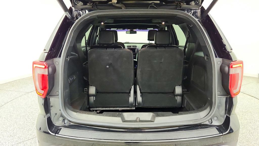 Used 2018 Ford Explorer Sport w/ Equipment Group 401A AWD/4WD image 22