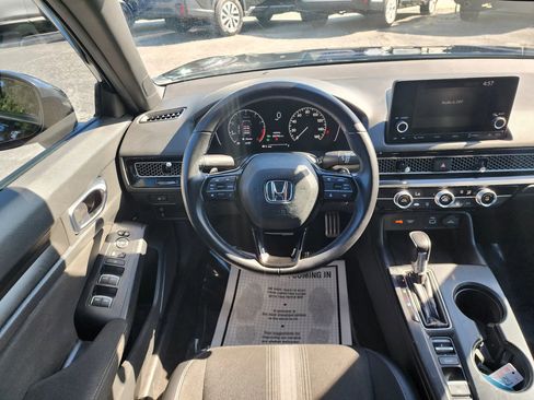 Used 2023 Honda Civic Sport image 10
