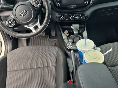 Used 2021 Kia Soul LX FWD image 10