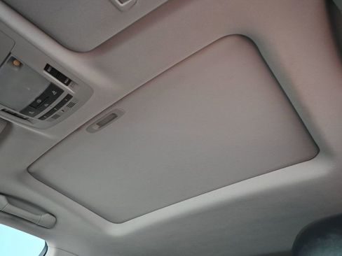 Used 2012 Lexus RX 450h FWD image 18