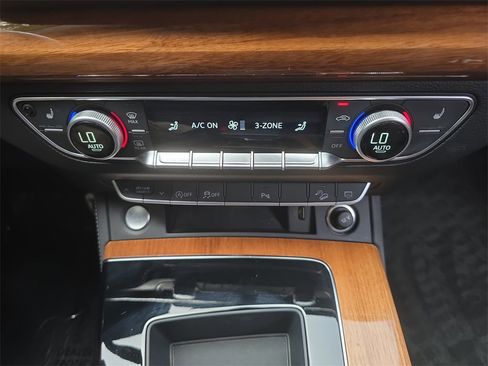 Used 2023 Audi Q5 2.0T Premium Plus w/ Premium Plus Package image 23