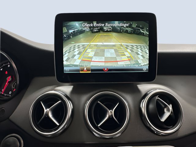 Used 2018 Mercedes-Benz GLA 250 4MATIC image 25