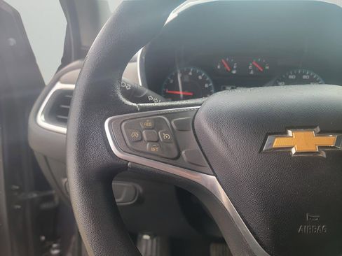 Used 2018 Chevrolet Equinox LS image 15