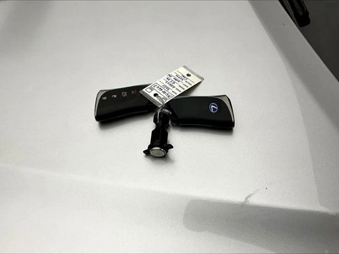 Used 2021 Lexus ES 300h w/ Premium Package image 14