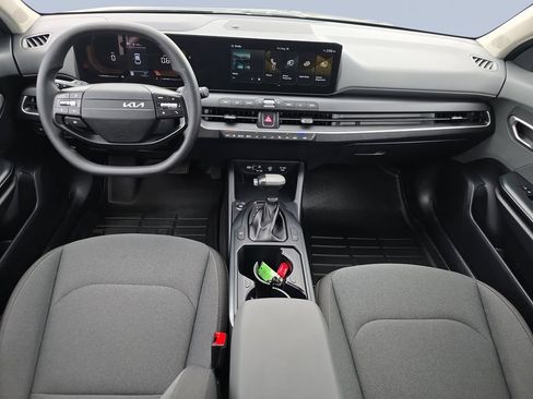 Used 2025 Kia K4 FWD image 13